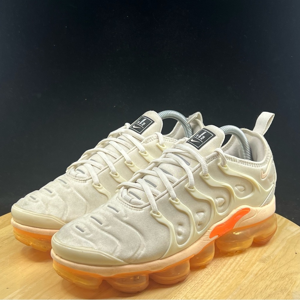 vapor max plus creamsicle